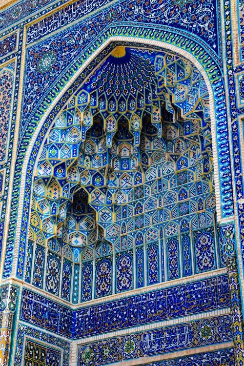 Detailed mosaic patterns on the Gur-e-Amir Mausoleum in Samarkand, Uzbekistan