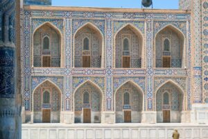 Intricate-tilework-detail-Uzbekistan
